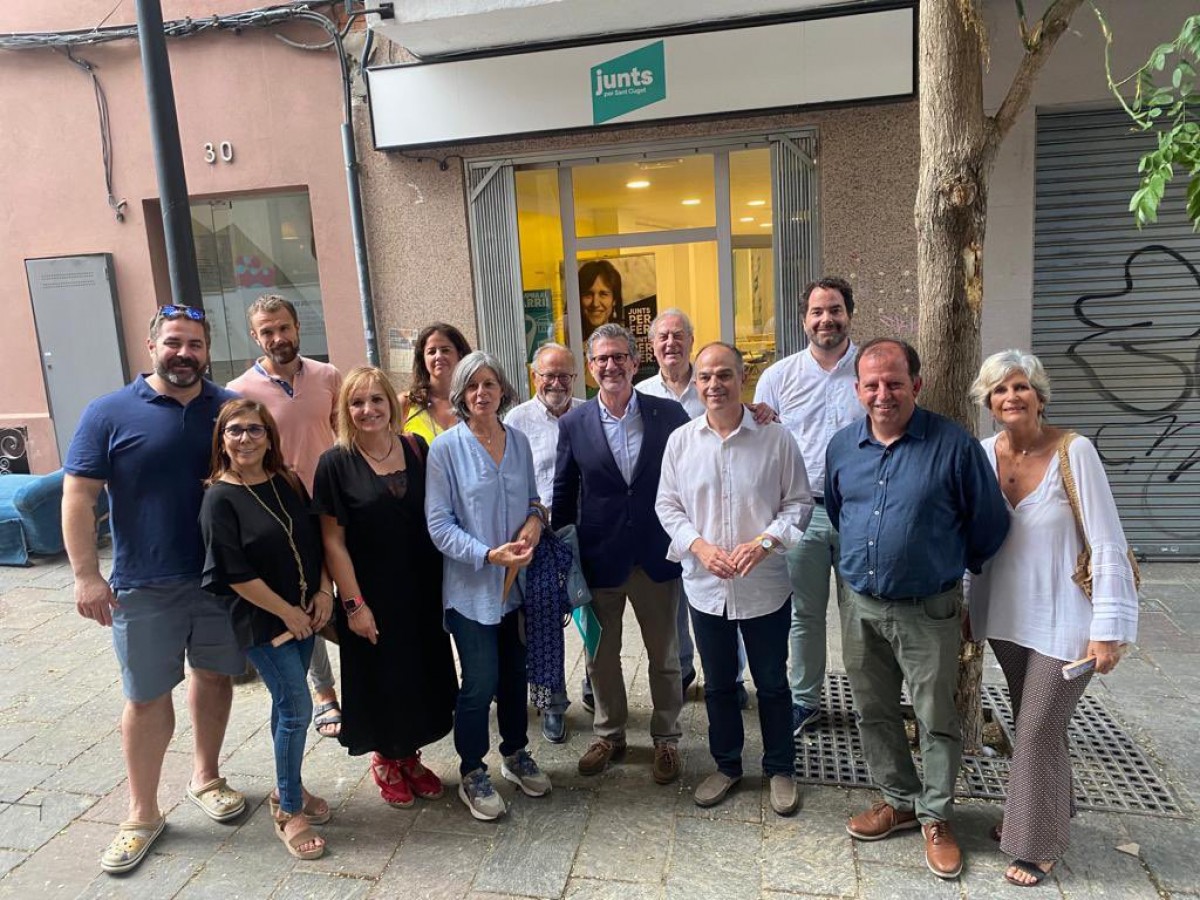 La junta local de Junts per Sant Cugat després d'anunciar-se a Vallès com a alcaldable a les eleccions del 2023