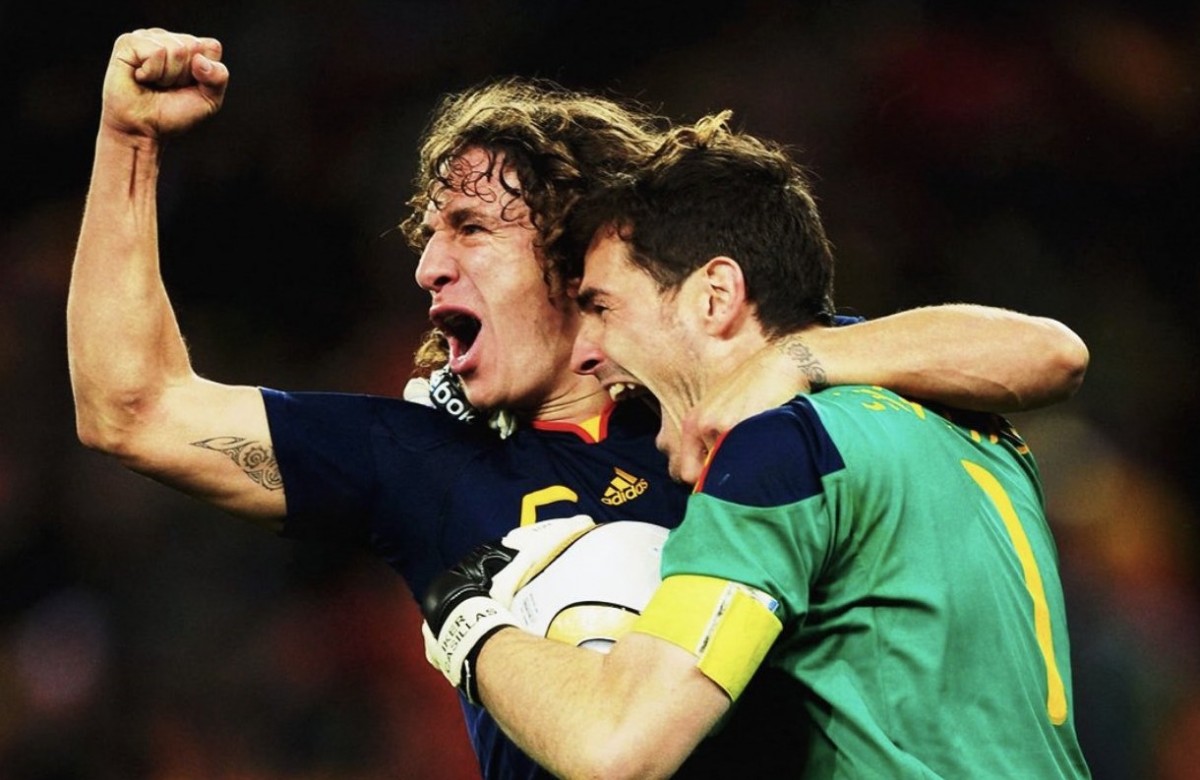 Carles Puyol i Iker Casillas, en un partit de la selecció espanyola
