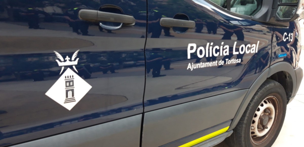 Cotxe de la Policia Local de Tortosa 
