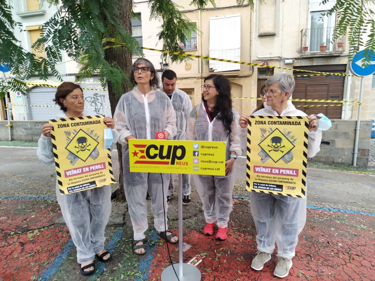A banda de la moció al ple, la CUP impulsa una campanya reivindicativa contra l'aparcament de la Hispània