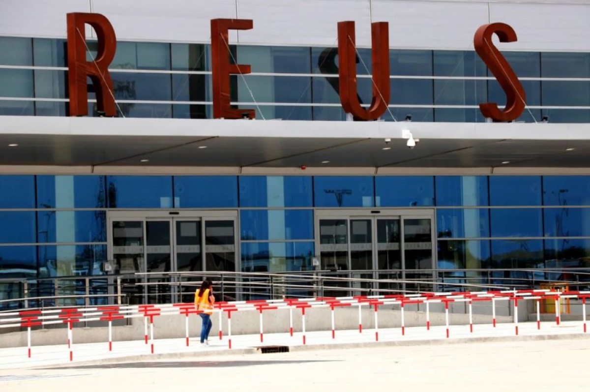 L'aeroport de Reus ha restringit els vols per l'entrada a l'atmosfera del coet xinès