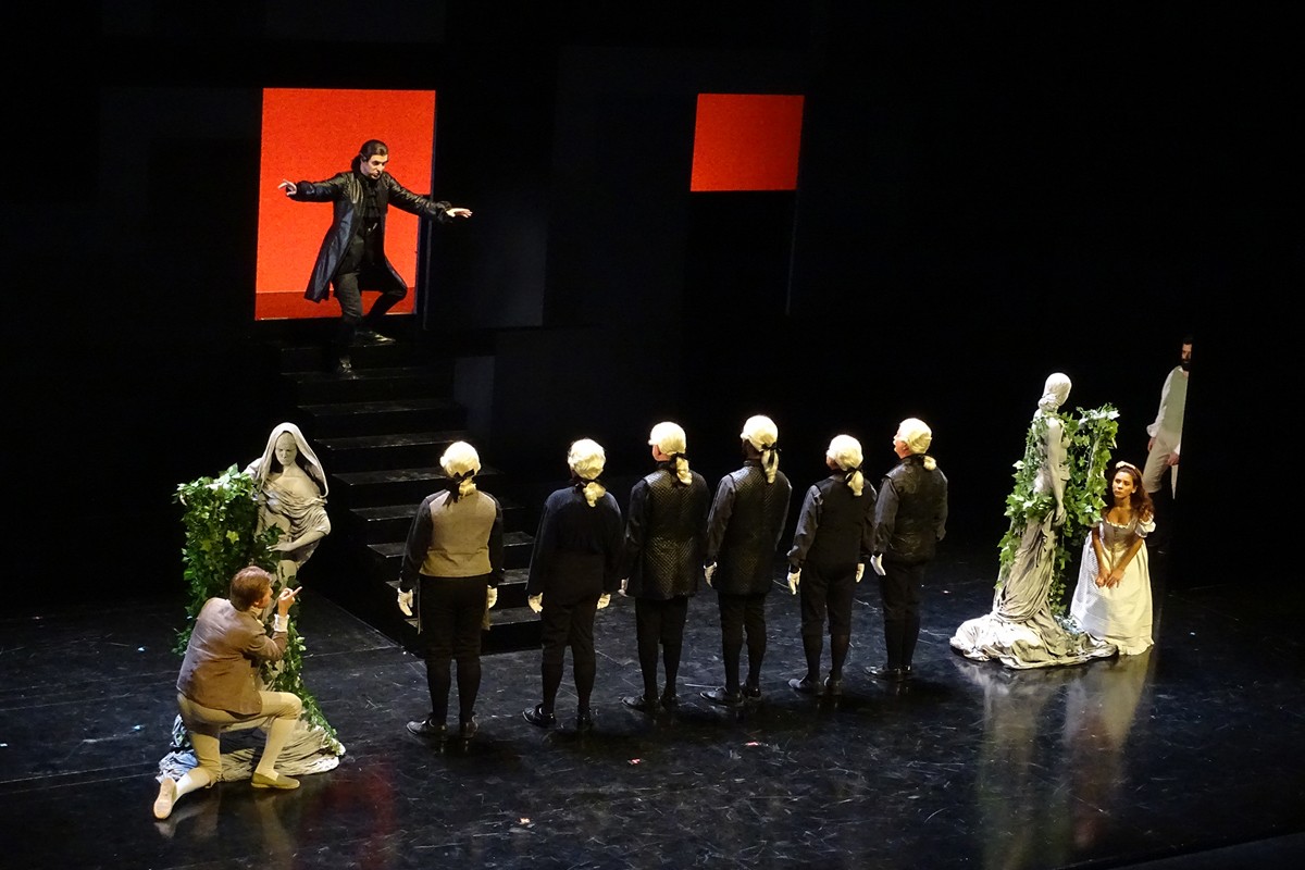 El Kursaal va viure una interpretació històrica de Carles Pachón a «Don Giovanni»