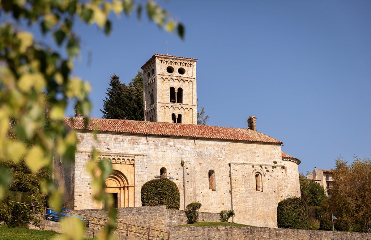 L'església de Santa Cecília de Molló, patrona del municipi