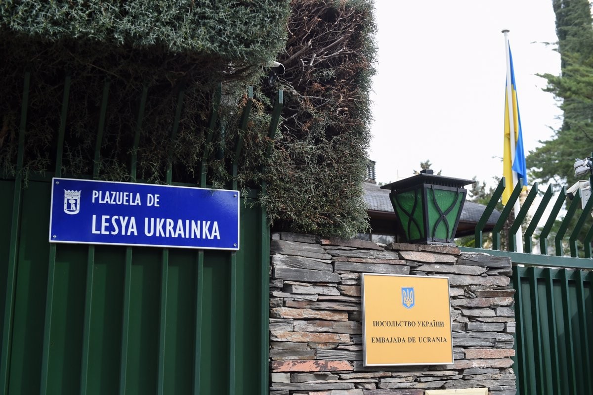 Entrada a l'ambaixada d'Ucraïna a Madrid, en una imatge d'arxiu