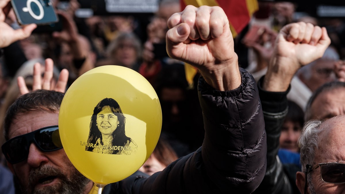 Un globus amb Laura Borràs, a la manifestació contra la reforma del codi penal