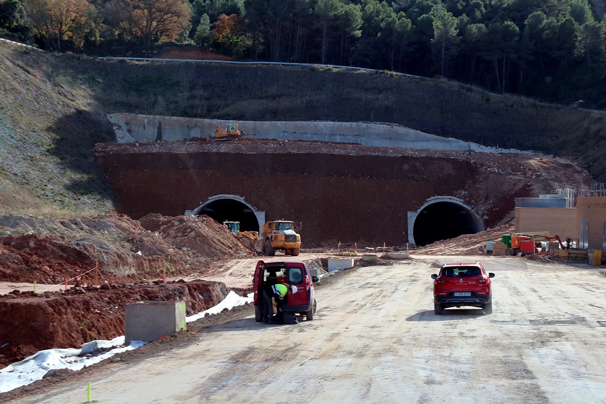 Part exterior dels dos túnels que s'han construït en les obres de tram del coll de Lilla de l'A-27.