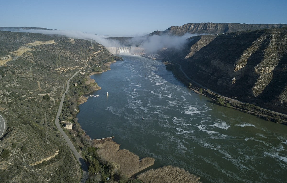 La presa de Mequinensa i la cua de l'embassament de Riba-roja