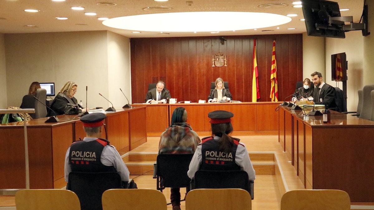 Imatge de l'acusada durant el judici celebrat l'1 de desembre a l'Audiència de Lleida
