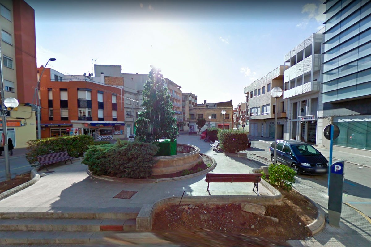 Els fets van tindre lloc a la plaça Ramon Berenguer IV d'Amposta el passat dia 7 de gener.