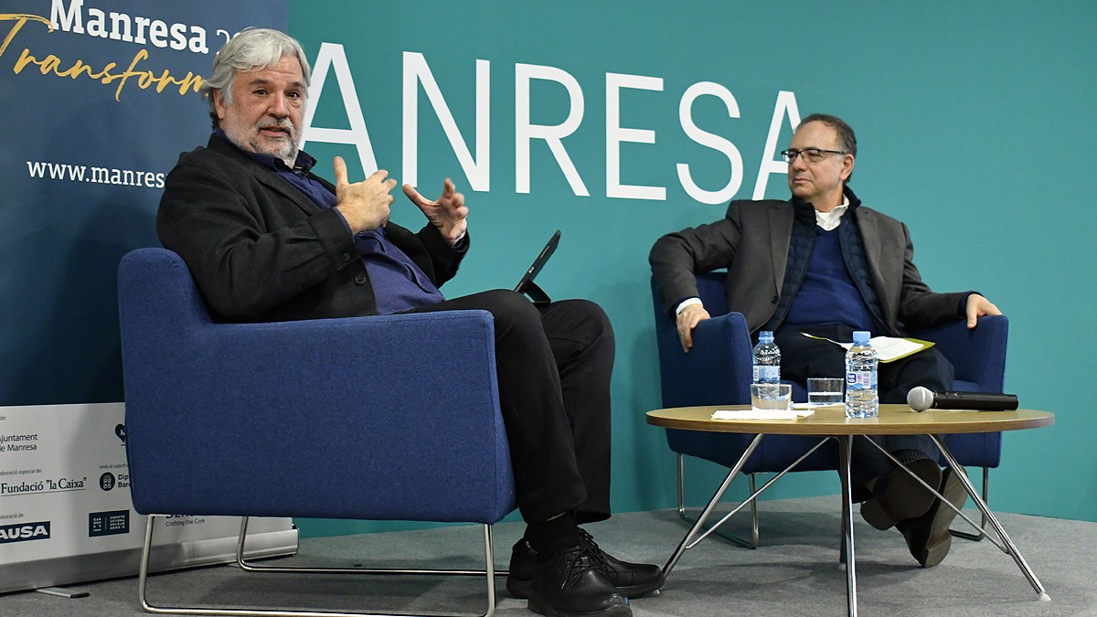 Pepe Menéndez i José Alberto Mesa durant l'Àgora Educació 2022