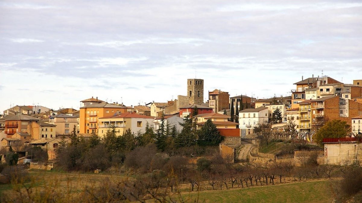 Vista del poble d’Isona, en imatge d’arxiu