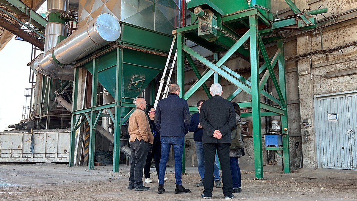 La central de biomassa de Sant Pere de Torelló donarà servei al 95% de la població