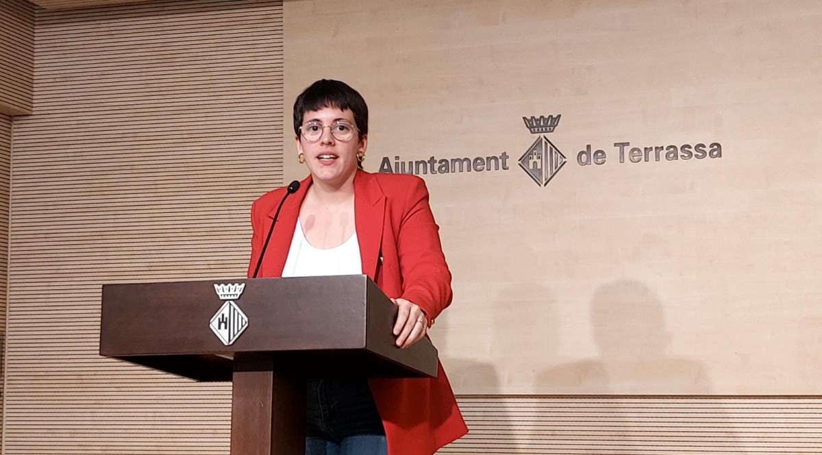 Ona Martínez, alcaldable d'ERC a Terrassa i primera tinent d'alcalde, presentant els pressupostos de 2023 per a Terrassa