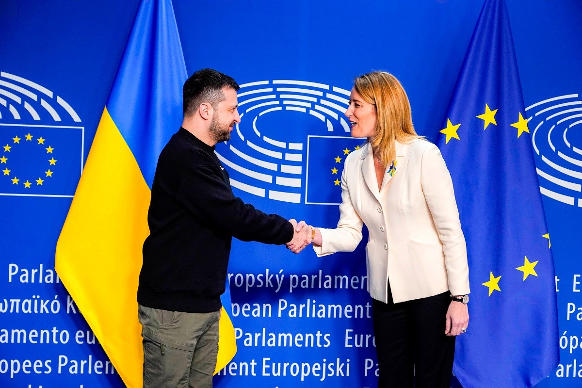 Volodímir Zelenski i Roberta Metsola al Parlament Europeu