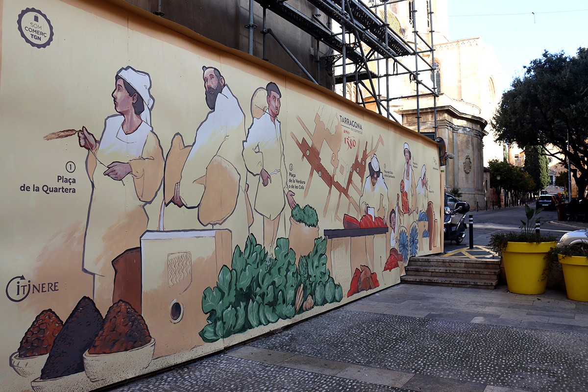 El nou mural urbà a la plaça dels Cabrits de Tarragona