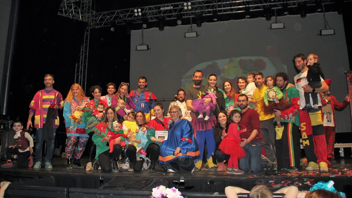 Les families i petits que van guanyar el Millor Muntatge: Un plat de macedònia de fruites