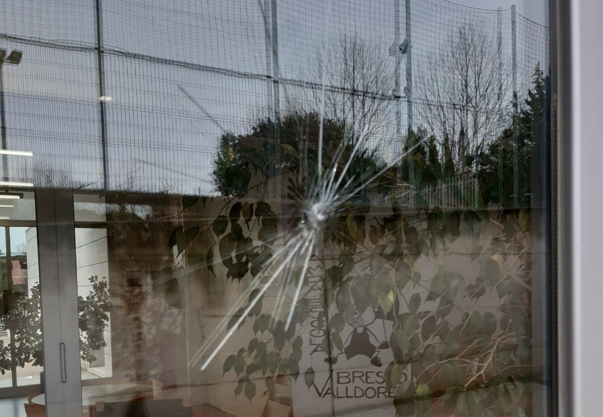 Imatges dels vidres esberalts a l'Escola Bressol de Valldoreix