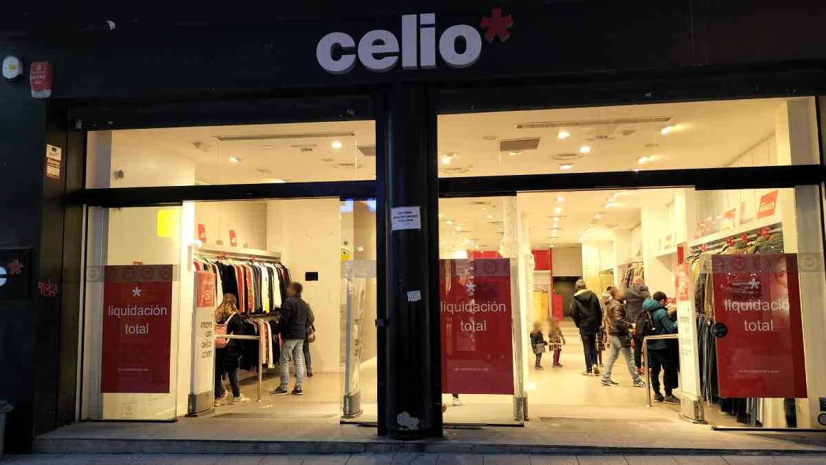 Imatge de l'exterior de la botiga de Celio, al carrer de Monterols, presa el passat dissabte