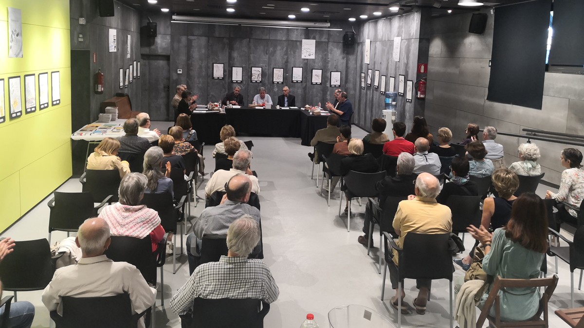 L'Associació Cultural Vallgorguina ha convocat el XXXIX Premi Mn Narcís Saguer de Poesia 