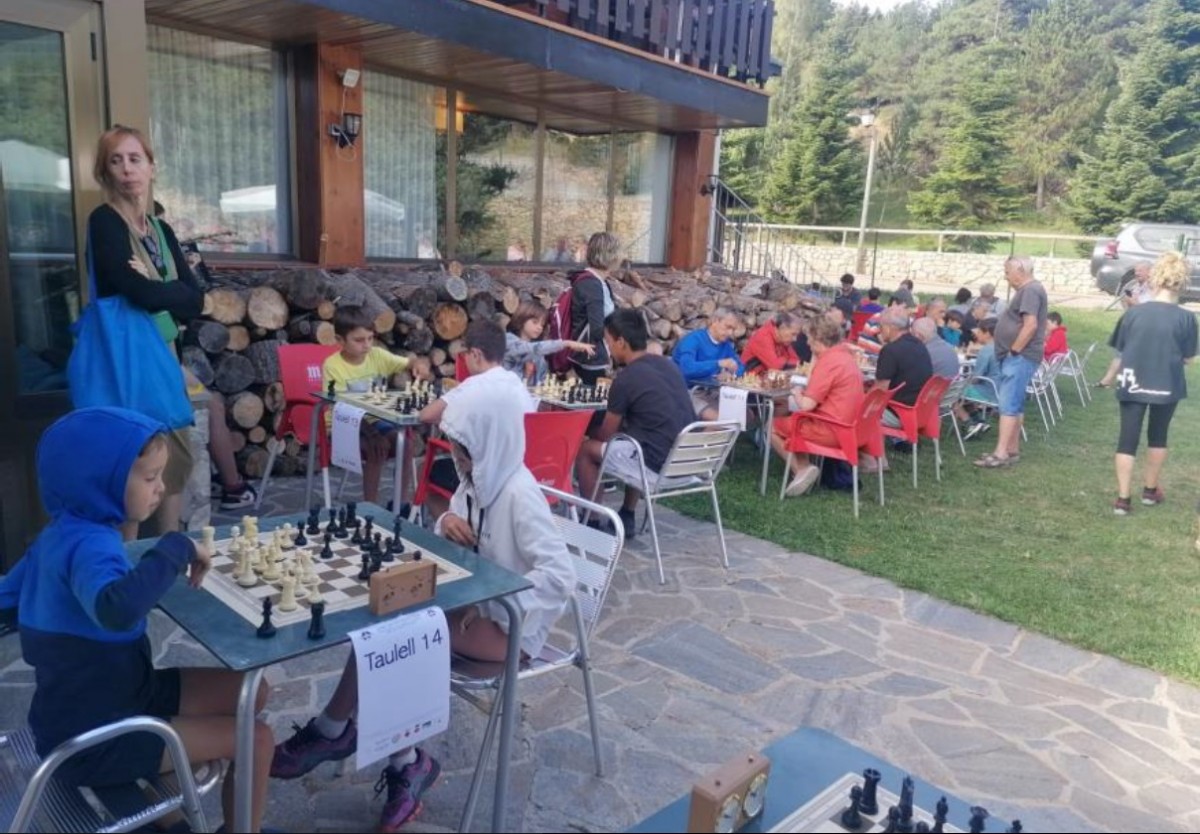 Fotografia del torneig Lord Escacs 3a edició (Port del Comte, festa major)