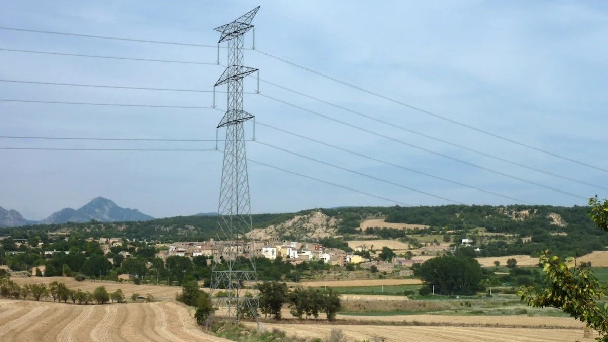 Una torre elèctrica del Pallars Jussà en una imatge d'arxiu