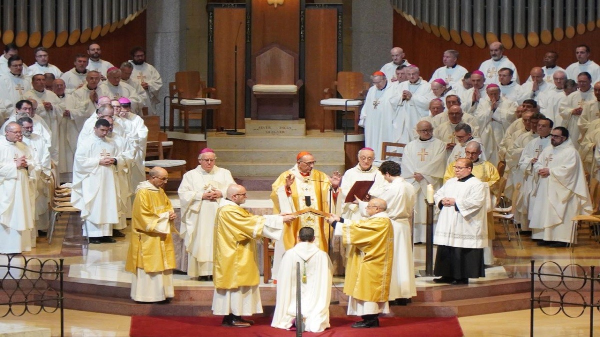 Cerimònia d'ordenació de monsenyor David Abadías Aurín com a nou bisbe auxiliar de Barcelona a la Sagrada Família.