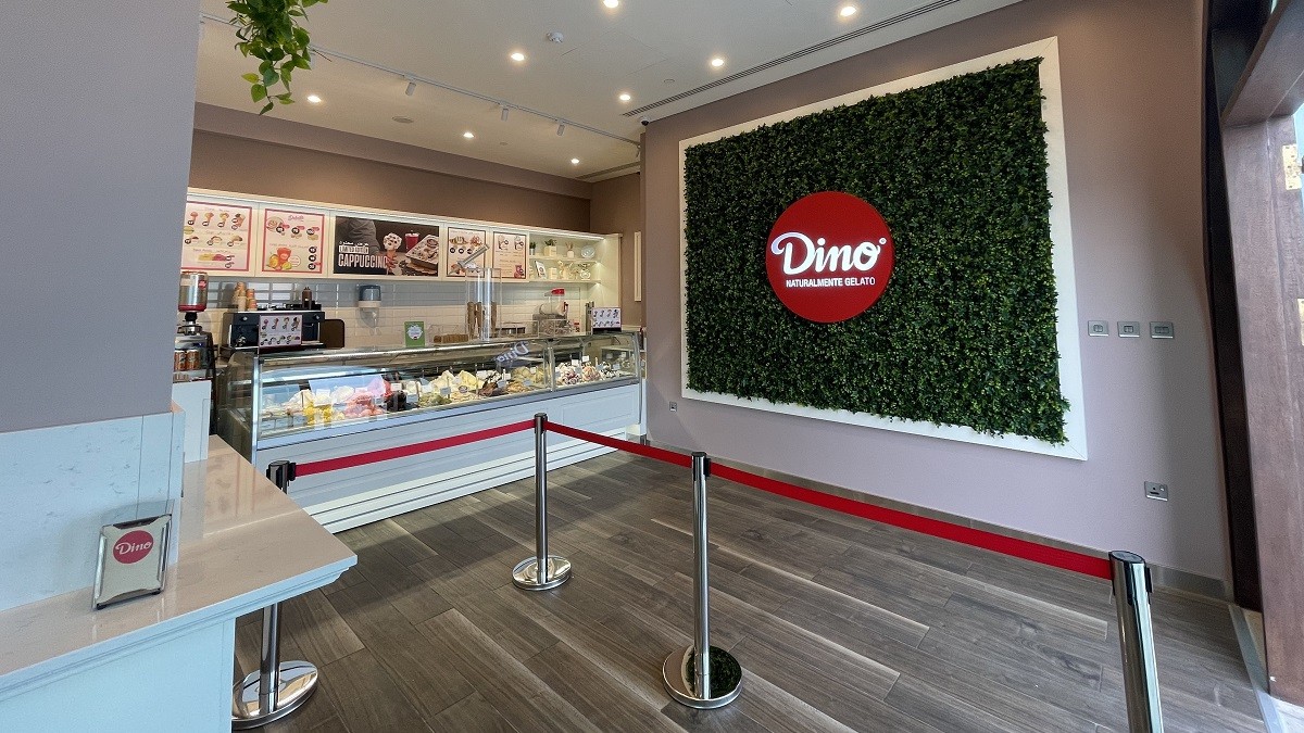 Primera botiga de la gelateria catalana Gelati Dino a Doha