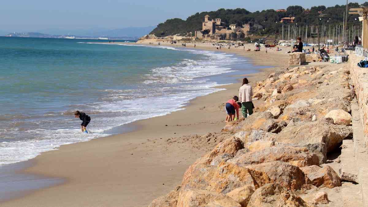 Catalunya té 96 platges amb bandera blava