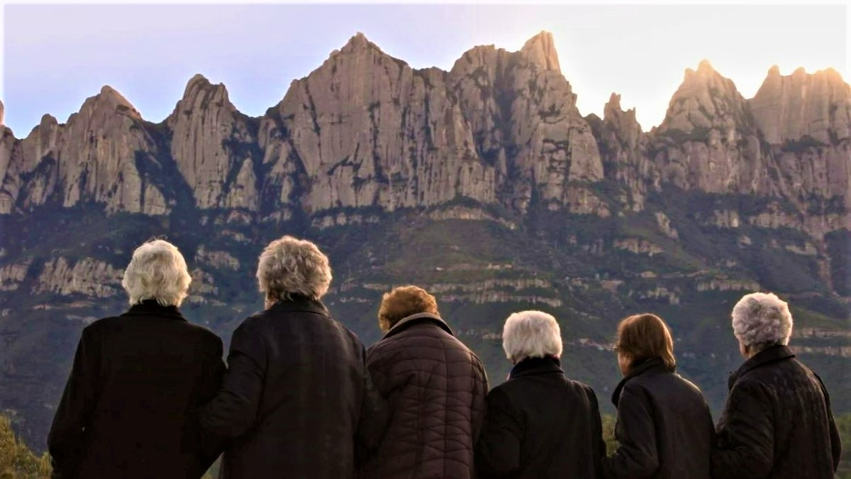 El documental «Roques» explica qui va popularitzar el mató de Montserrat