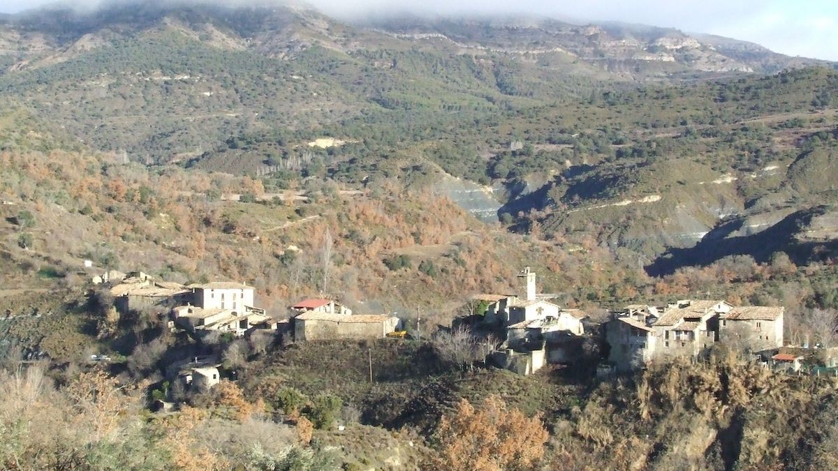 Vista general del nucli trempolí d'Eroles