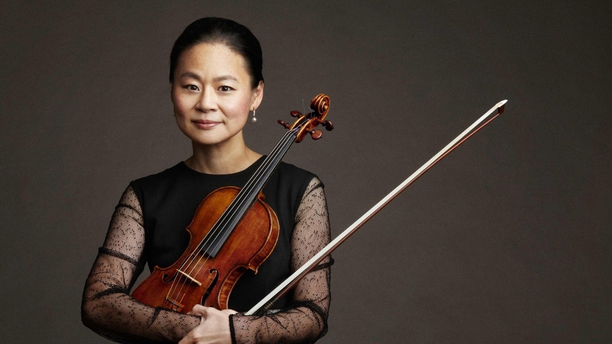 La violinista Midori actuarà el dissabte 29 d'abril al Teatre Tarragona amb la Franz Schubert Filharmonia.