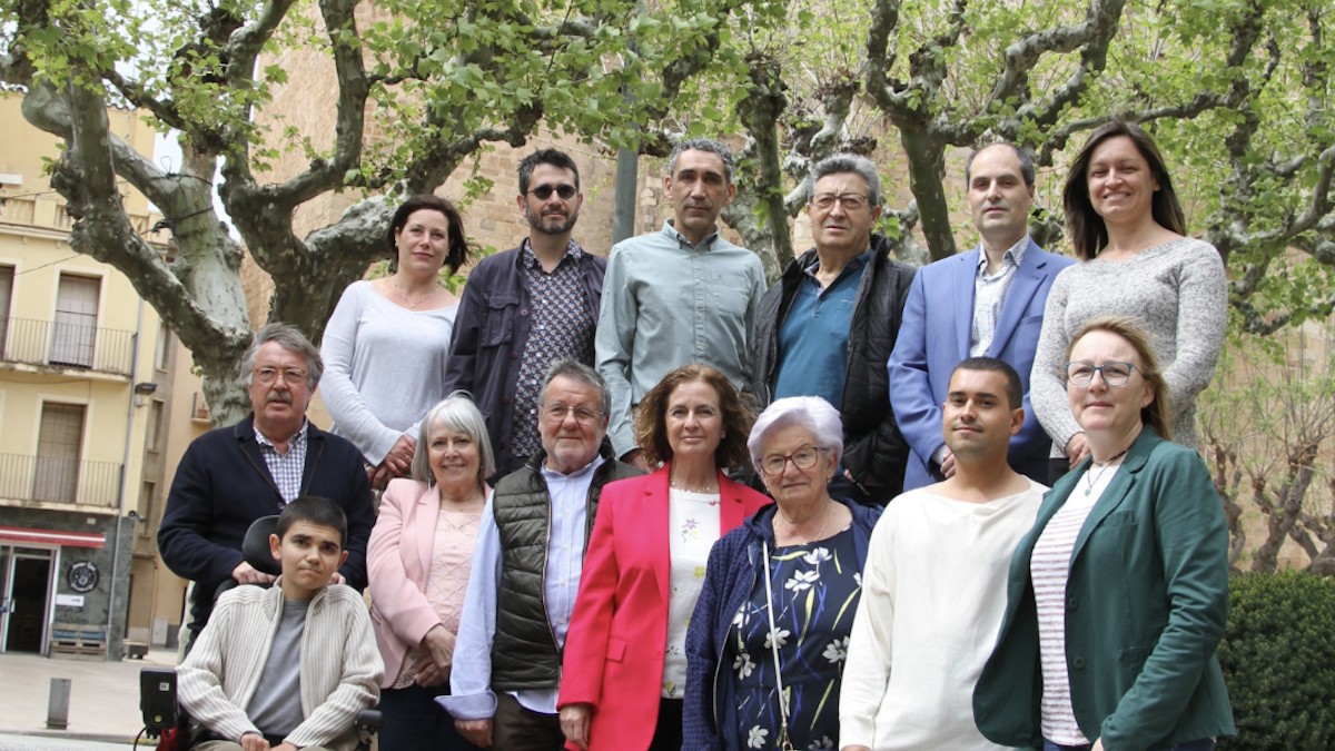 Fotografia de grup dels membres de la candidatura socialista a la capital del Jussà