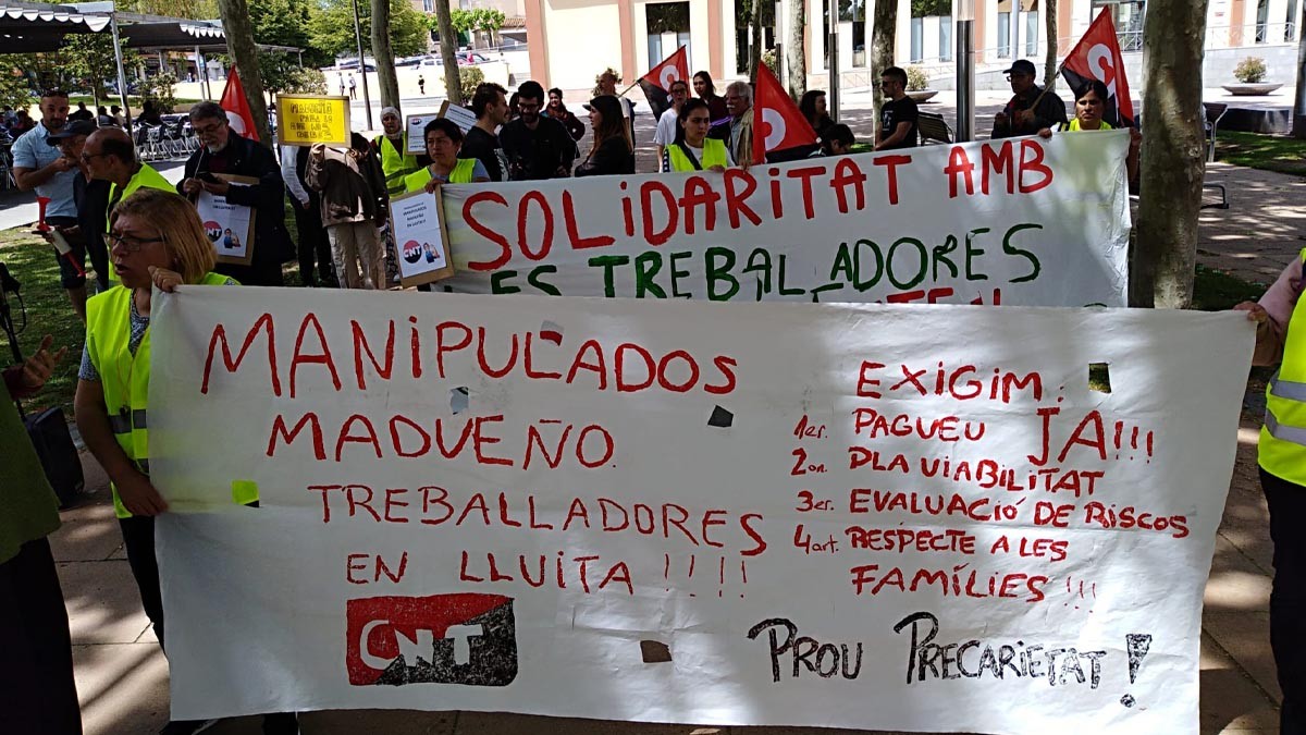 Manifestació de treballadores de Manipulados Madueño