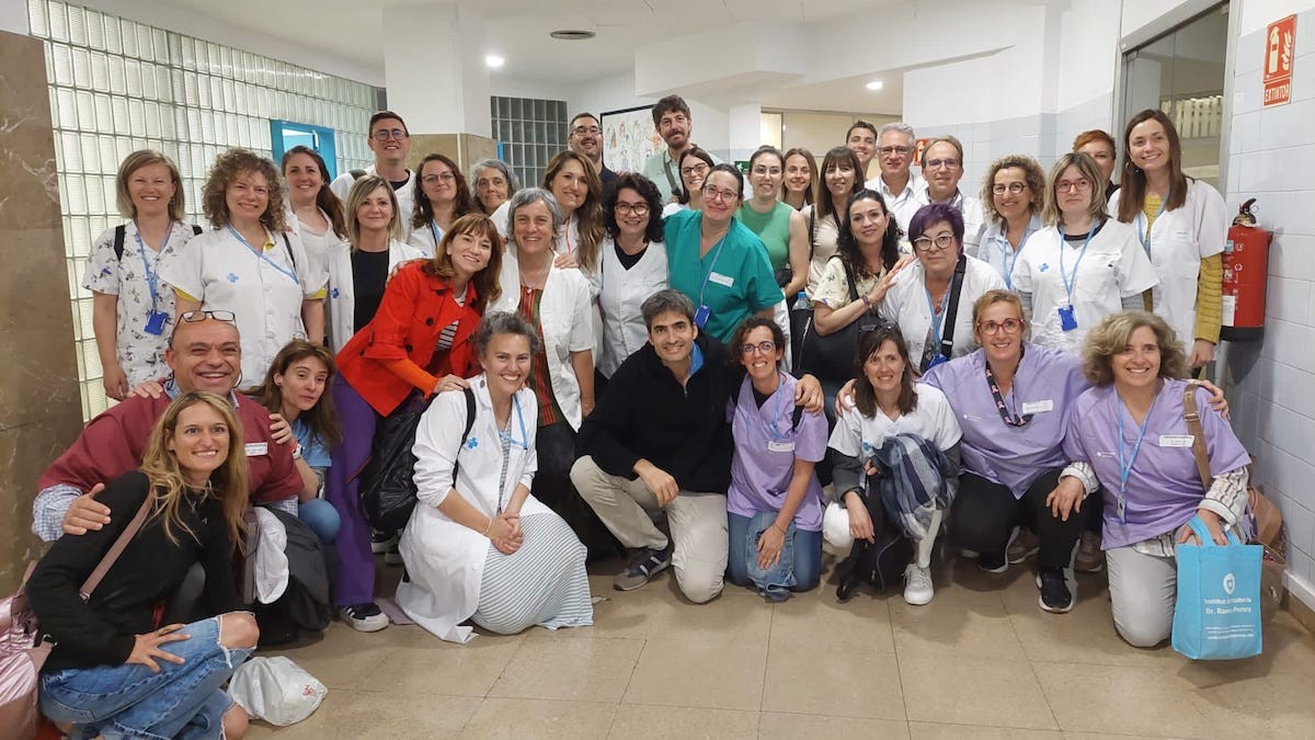 Imatge dels professionals de l'ICS que han participat en la formació a Barcelona
