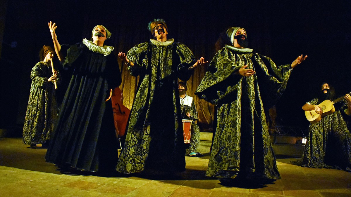 Espectacle «Plebeyos bailes» d'Èlia Casanova i La Tendresa, dins de l'Espurnes Barroques, a l'Església del Roser