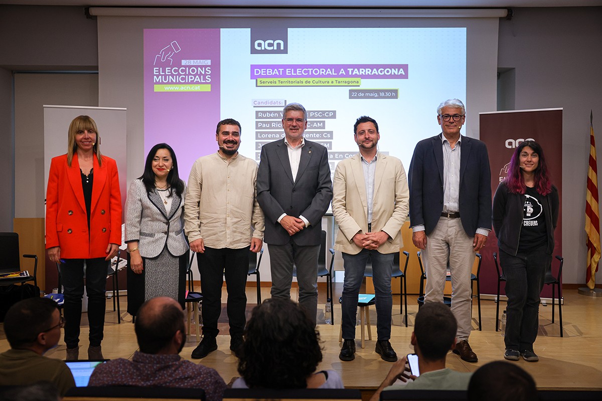 Els candidats a l'alcaldia de Tarragona que han participat al debat electoral de l'ACN, en una foto conjunta.