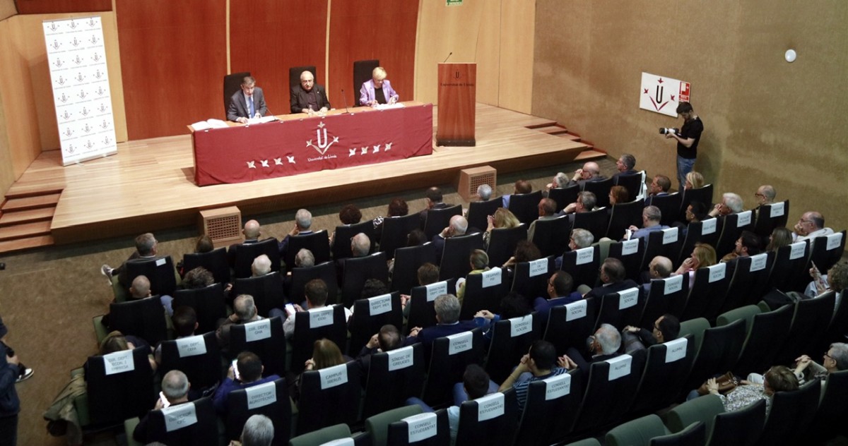 Acte d’investidura de Jaume Puy com a rector de la UdL