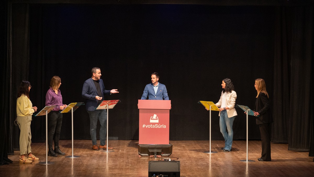 El debat electoral de Súria es va celebrar al teatre del Foment Cultural