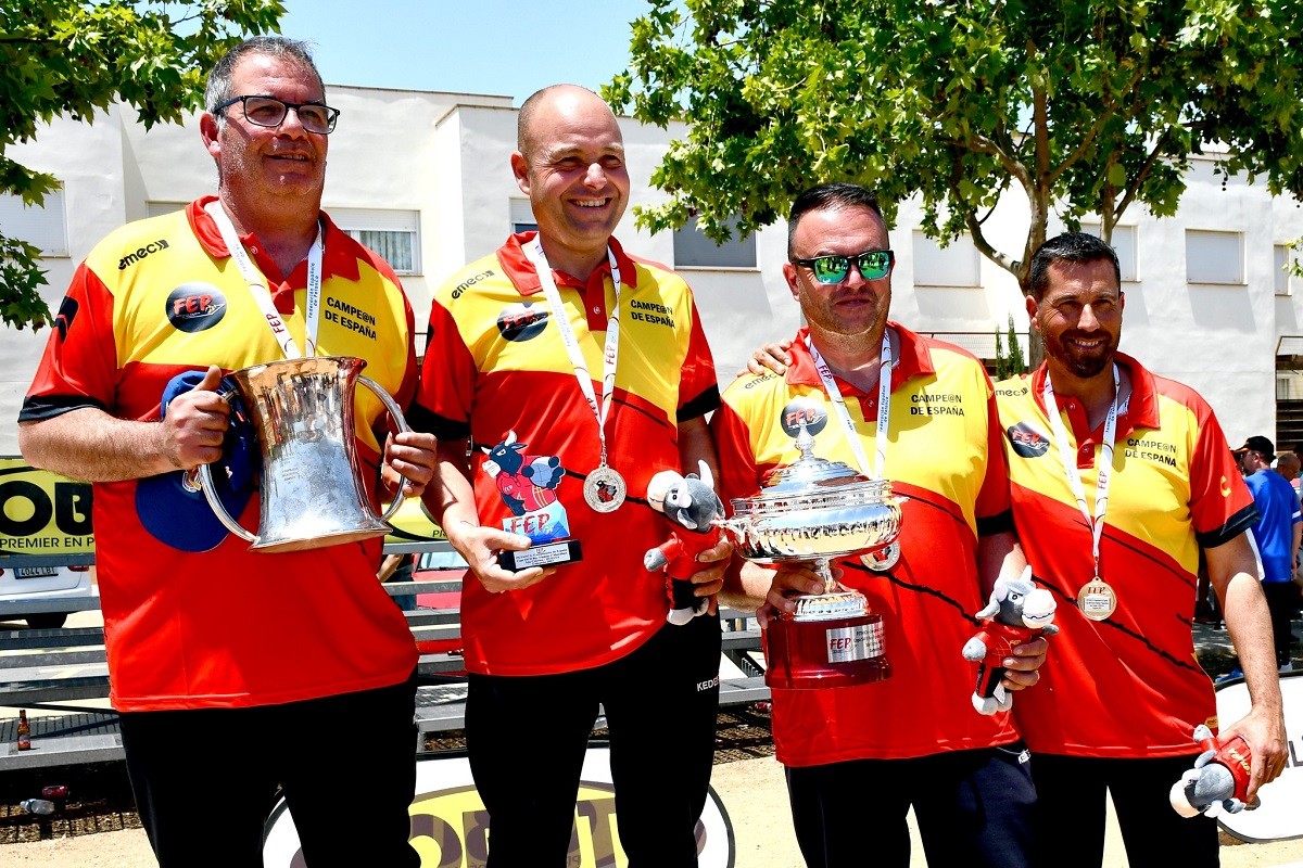 La UP Les Torres - Rubí, campions d'Espanya de tripletes