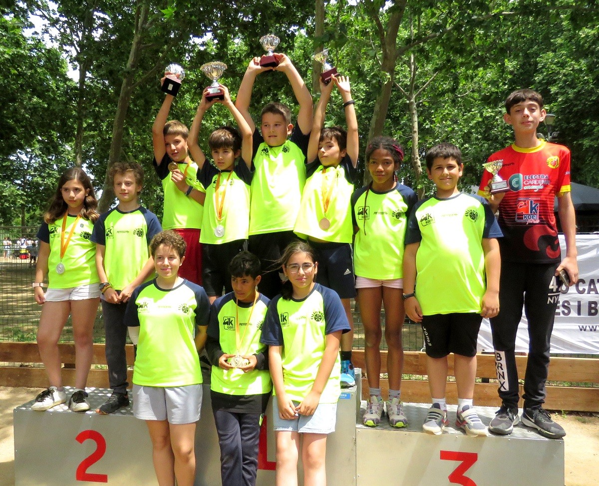 Grup de bitllaires del CB Olius, participants al Campionat Individual de Catalunya Infantil