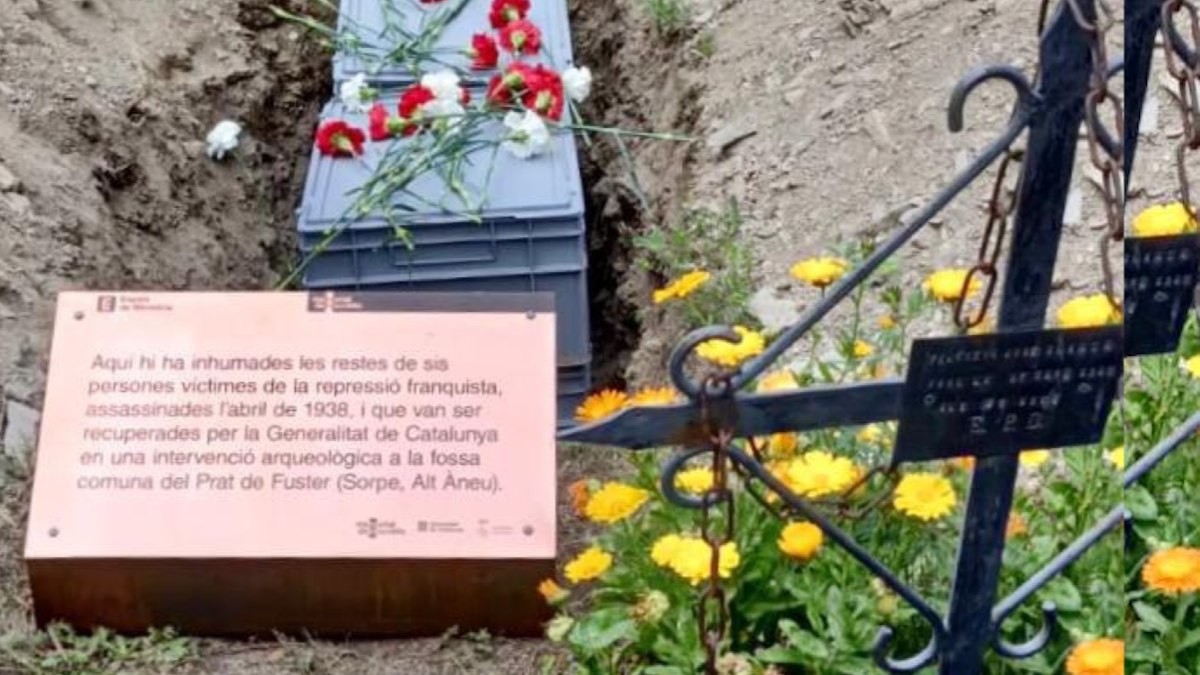 Imatge de la placa col·locada al cementiri d'Isavarre en record de les víctimes afusellades