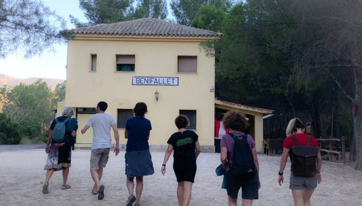 Operadors turístics europeus a l'estació de la Via Verda de Benifallet 