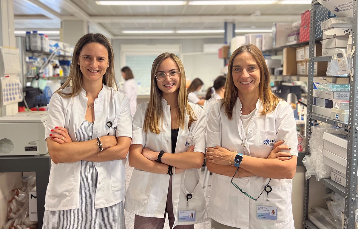 Les investigadores de l'estudi Victoria Ceperuelo Mallafré, Anna Maral Beltran i Sonia Fernández-Veledo.