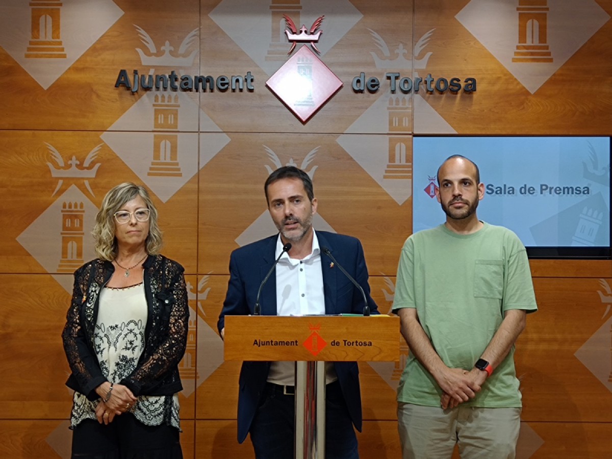 Roda de premsa de l'equip de govern municipal de Tortosa 