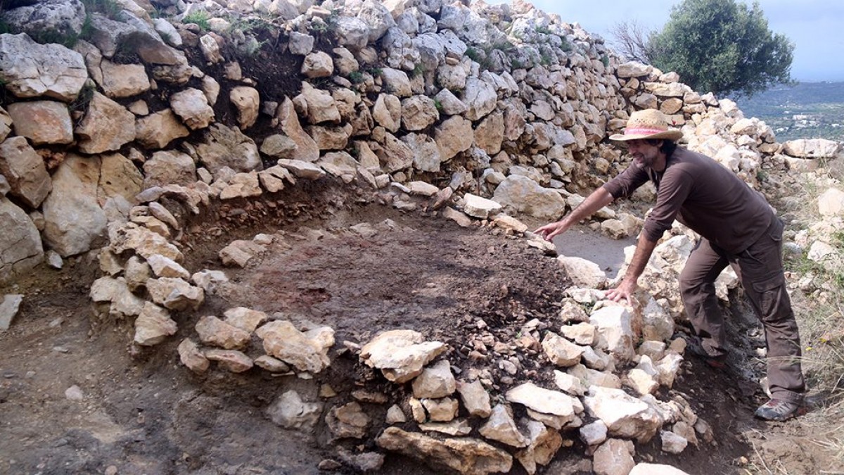 David Garcia Gubert durant una de les campanyes d’excavació arqueològica al jaciment de Sant Jaume d’Alcanar 