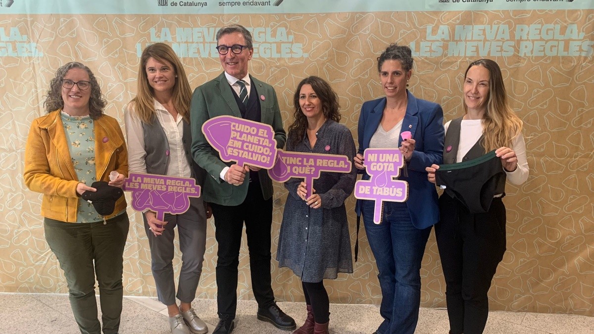 Aquest dimecres s'ha fet una formació sobre els productes menstruals reutilitzables al Col·legi de Farmacèutics de Tarragona.
