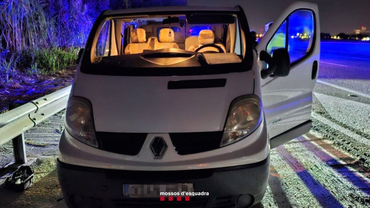 Imatge de la furgoneta que conduïa l'home denunciat penalment pels Mossos d'Esquadra.