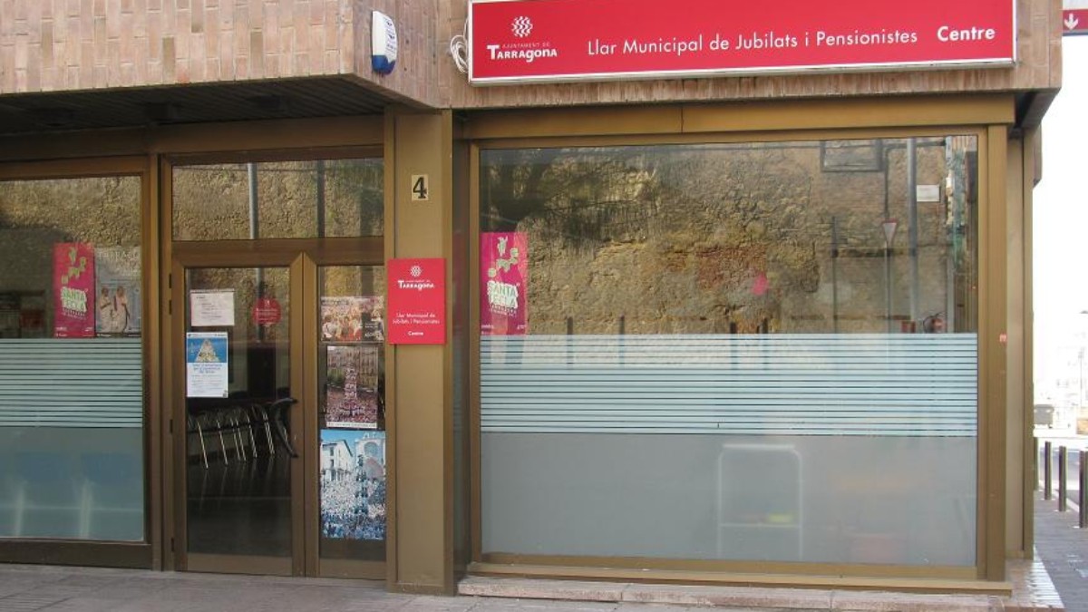 El servei de La Xarranca s'ofereix des de la llar municipal de gent gran Centre.