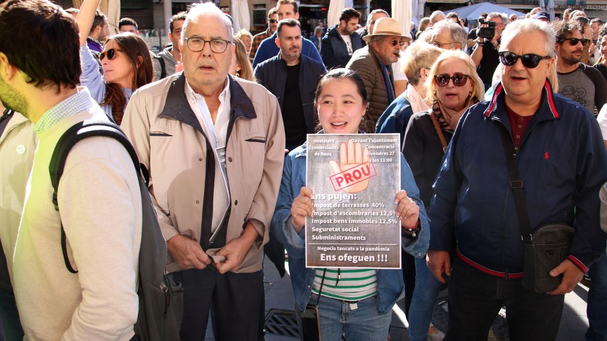 Un centenar de persones es van concentrar al mes d'octubre contra la pujada dels impostos a Reus