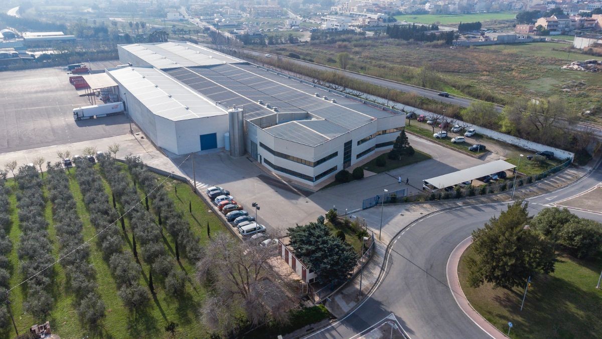 L'empresa Costa Concentrados Levantinos té una planta de producció pròpia a Riudoms